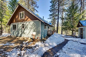 Secluded Garden Valley Cabin w/ Deck & Views!