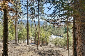 Secluded Garden Valley Cabin w/ Deck & Views!