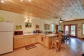Idyllic Murphy Hideaway w/ Multi-level Deck!