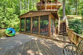 Idyllic Murphy Hideaway w/ Multi-level Deck!