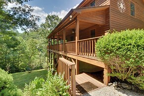 Idyllic Murphy Hideaway w/ Multi-level Deck!