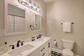 Near Downtown Dayton: Historic South Park Home