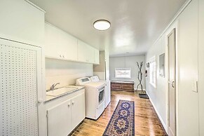 Lake Eufaula Retreat w/ Fire Pit, Near Main St!