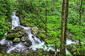 Mountain View Boone Home Close to Blue Ridge Pkwy!
