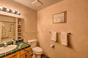 Southwest Home w/ 360-degree Mtn View, Ski Nearby!
