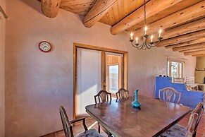 Southwest Home w/ 360-degree Mtn View, Ski Nearby!
