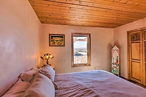 Southwest Home w/ 360-degree Mtn View, Ski Nearby!