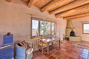 Southwest Home w/ 360-degree Mtn View, Ski Nearby!