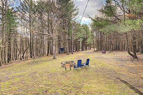 Catskills Getaway w/ Hot Tub on 45 Acres!