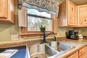 Catskills Getaway w/ Hot Tub on 45 Acres!