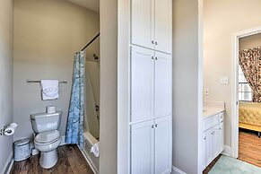 Spacious Krum Home 55 Mi to Dallas!