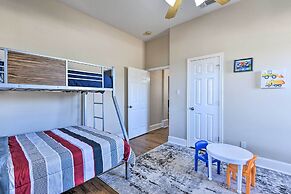 Spacious Krum Home 55 Mi to Dallas!