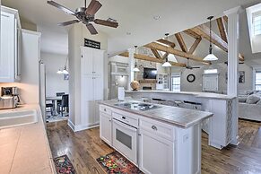 Spacious Krum Home 55 Mi to Dallas!