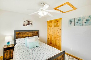 Updated Cabin w/ Views ~ 1 Mi to Bear Lake!