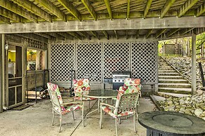 Waterfront Glenn Lake Condo: Gas Grill & Views