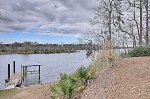 Pristine Cottage w/ Access to the Trent River