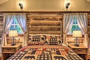 Trails & Creek On-site: Tranquil Greentown Cabin