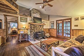 Trails & Creek On-site: Tranquil Greentown Cabin