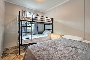 Cozy Cassopolis Cabin, Near Parks & Golfing!