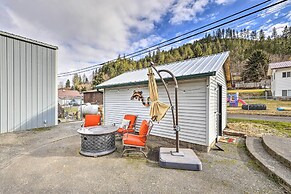 Kooskia Sanctuary w/ Patio, Fire Pit & Grill!