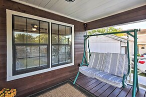 Lovely Historic Fort Worth Home w/ Deck
