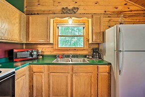Secluded Studio w/ Deck ~ 8 Miles to Beaver Lake!
