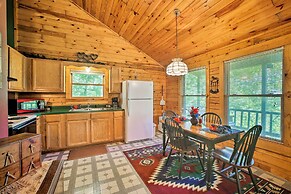 Secluded Studio w/ Deck ~ 8 Miles to Beaver Lake!