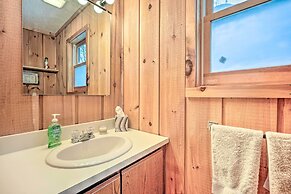 Relaxing Home Mins From Mt Snow, Hiking, & Lakes