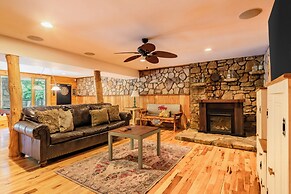 22-acre Home on Bourbon Trail w/ Sunroom!