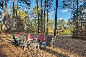 Peaceful Durham Retreat on Pond With Huge Deck!