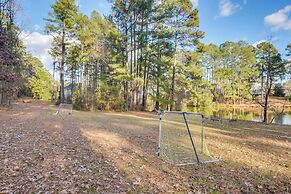 Peaceful Durham Retreat on Pond With Huge Deck!