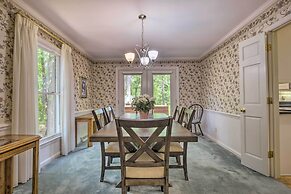 Peaceful Durham Retreat on Pond With Huge Deck!