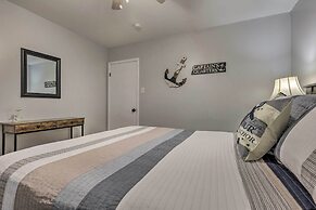 Charming Gulfport Escape: Half-mile to Beach!
