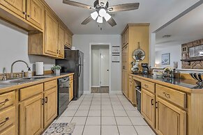 Charming Gulfport Escape: Half-mile to Beach!