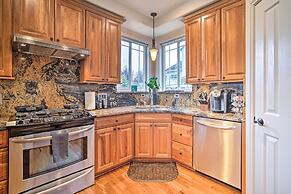 Sleek Escape w/ Balcony < 1 Mi to 5th Avenue!