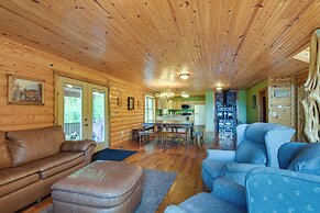 Spacious Log Cabin in Fairland, 1 Mi to Grand Lake