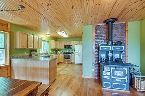 Spacious Log Cabin in Fairland, 1 Mi to Grand Lake