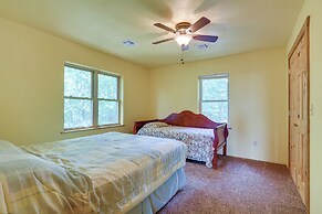 Spacious Log Cabin in Fairland, 1 Mi to Grand Lake