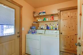 Spacious Log Cabin in Fairland, 1 Mi to Grand Lake