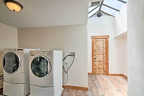 Updated Main St Apt. Near Fishlake & Capitol Reef!