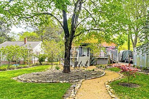 Renovated Carrboro House With Deck & Fire Pit!