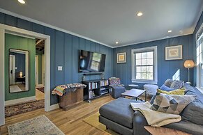 Renovated Carrboro House With Deck & Fire Pit!