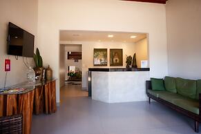 Hotel Encantos De Itaperapuã