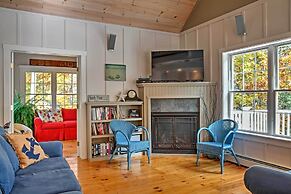 Beautiful Sandy Point Getaway w/ Wraparound Deck!