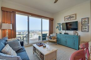 Beachfront Gulf Shores Family Escape: Pool Access