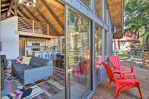 Alpine Retreat w/ Hot Tub & Mountain Views!