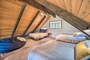 Alpine Retreat w/ Hot Tub & Mountain Views!