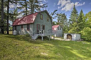 All-season Sanctuary: Steps to Moosehead Lake