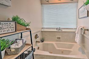 Beautiful Hot Springs Condo w/ Lake Hamilton Views