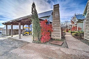 Carlton Landing Home: Walk to Lake & Parks!